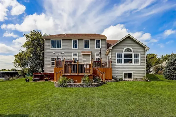 Oconomowoc, WI 53066,1501 Woodside Dr