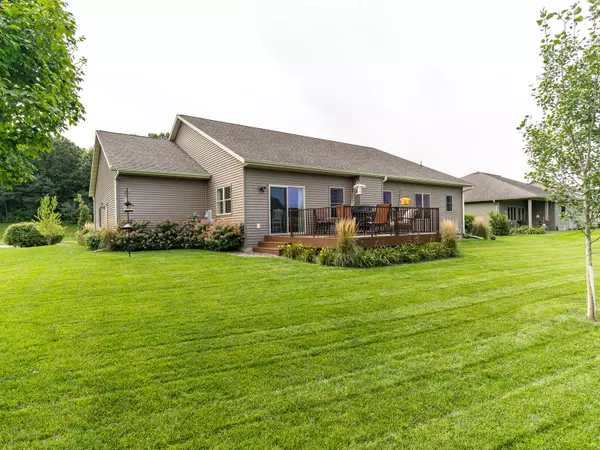 Onalaska, WI 54650,839 Rolling Oaks Dr