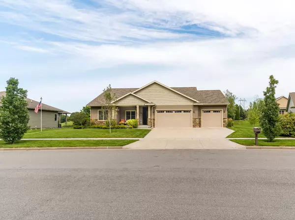 Onalaska, WI 54650,839 Rolling Oaks Dr