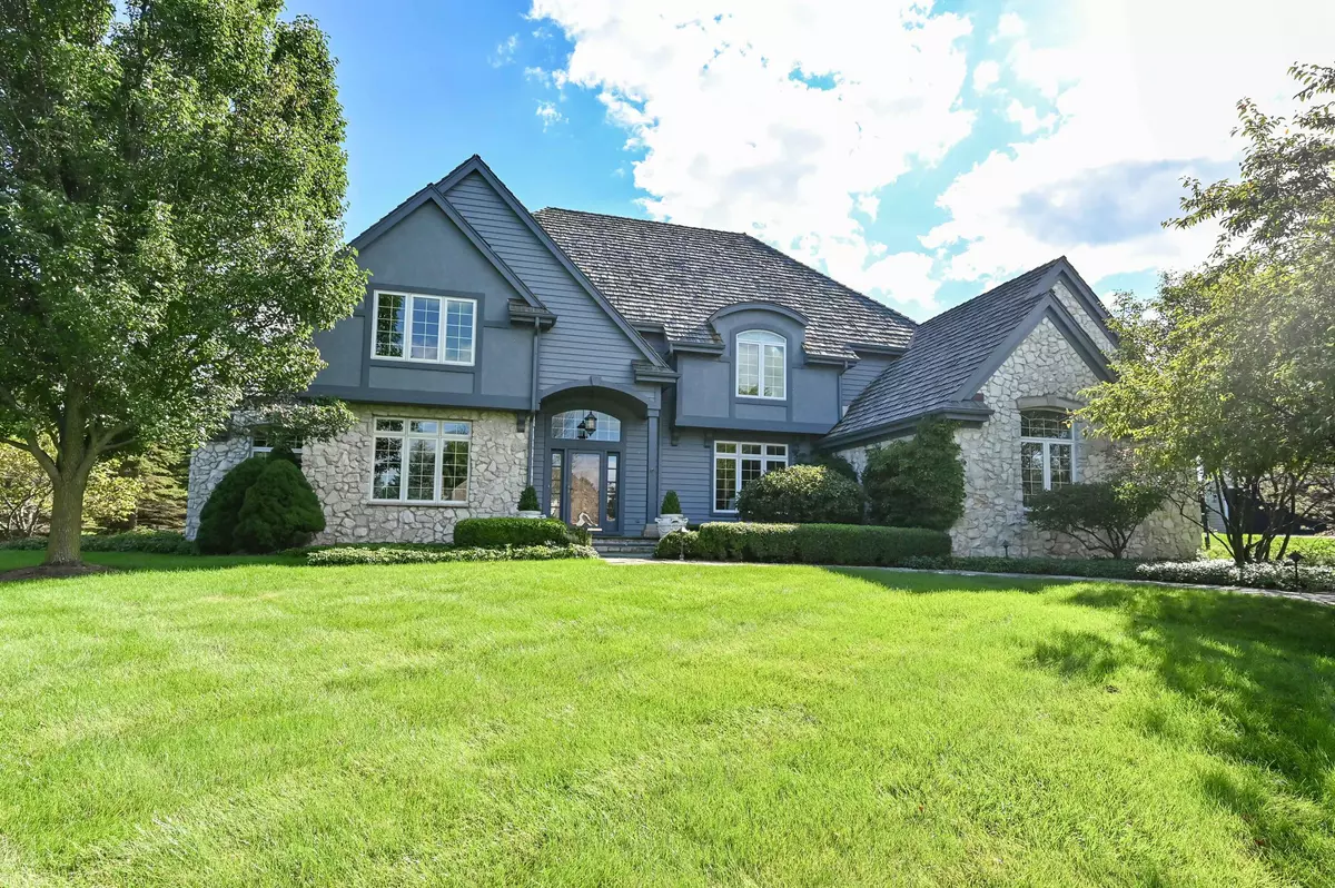 Mequon, WI 53092,3905 W Rudella Rd