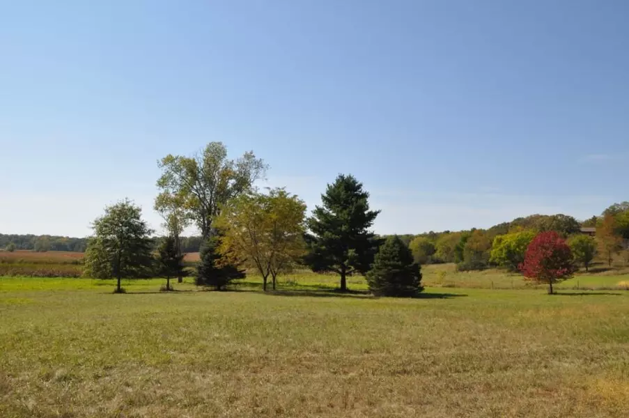 Lt1 Briarwood Ln, Sugar Creek, WI 53121