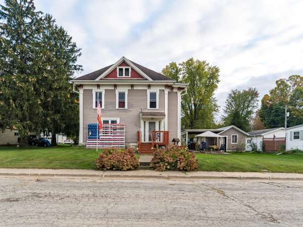 1611 Bangor St, Bangor, WI 54614