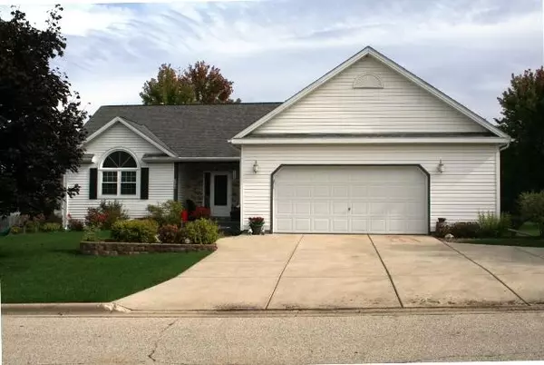 524 Fir St, Fredonia, WI 53021