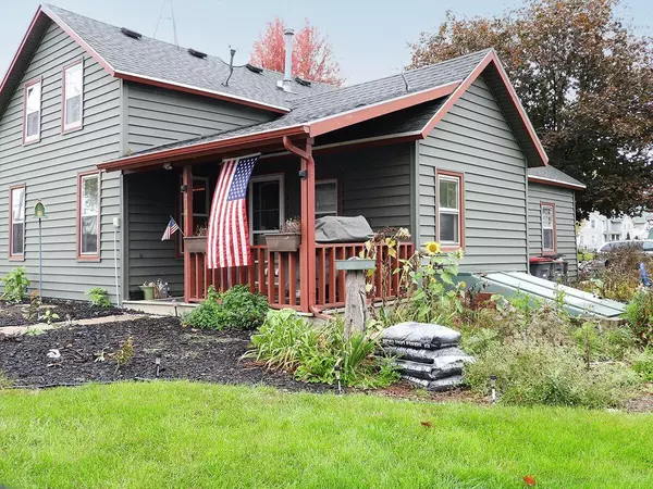 200 Jackson St, Reeseville, WI 53579