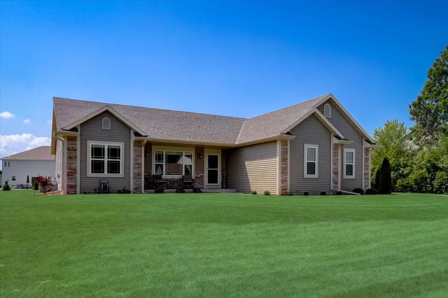 9124 Brandybrook Trl, Brown Deer, WI 53223