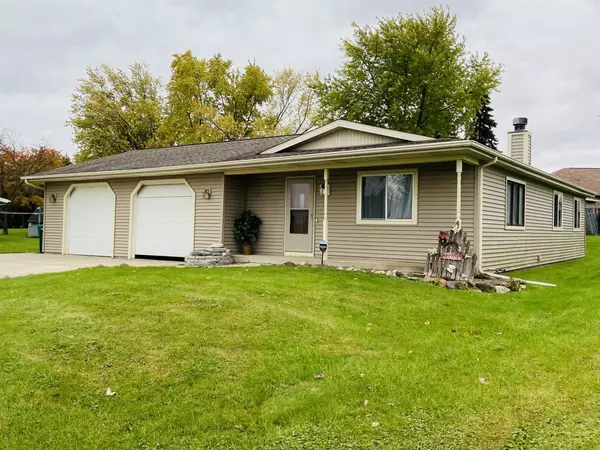 1125 Third St, Lomira, WI 53048