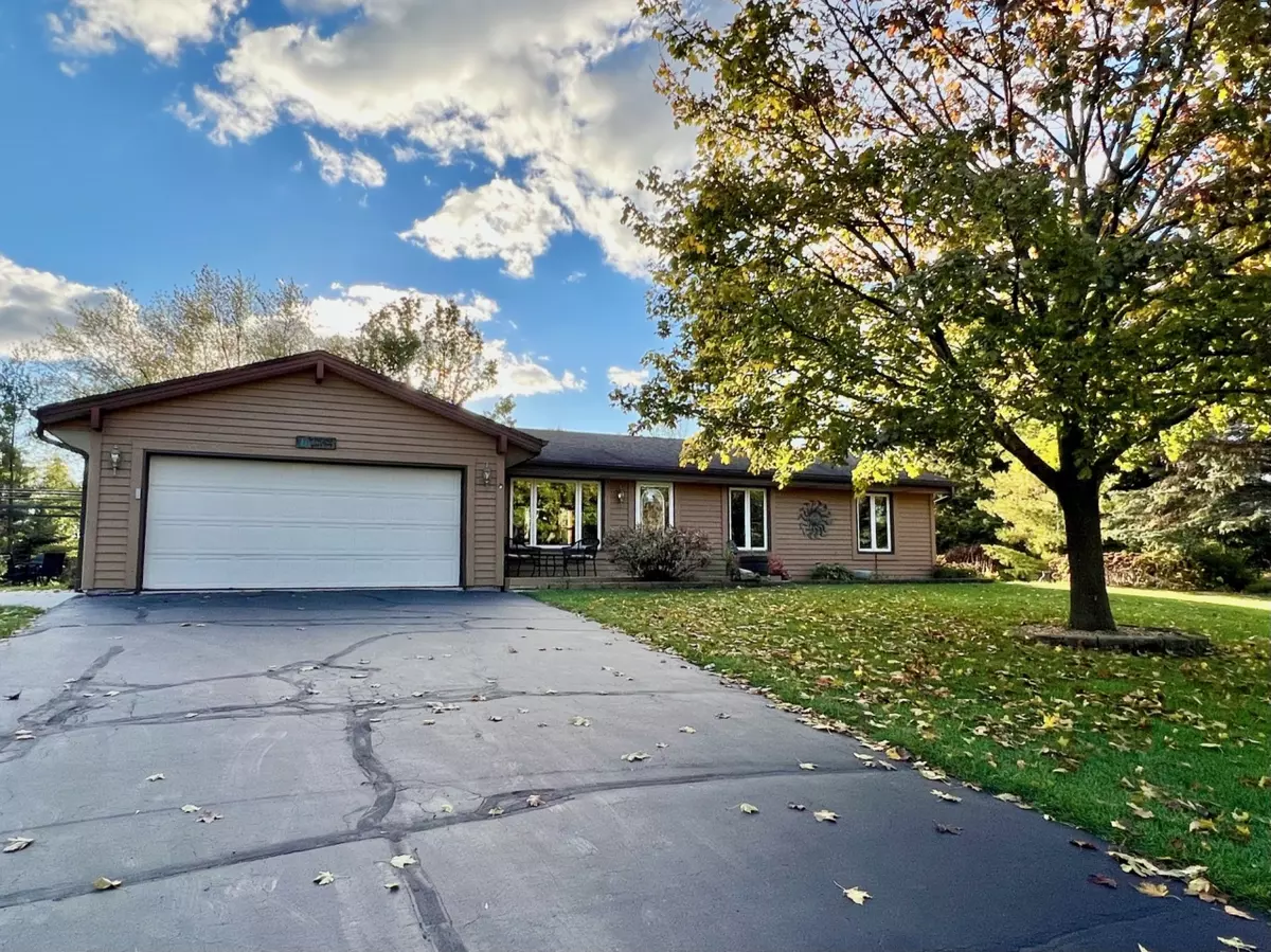 Mukwonago, WI 53149,W331S7933 Country Ln