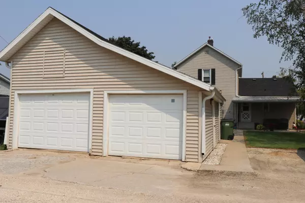 Reedsville, WI 54230,635 Menasha St