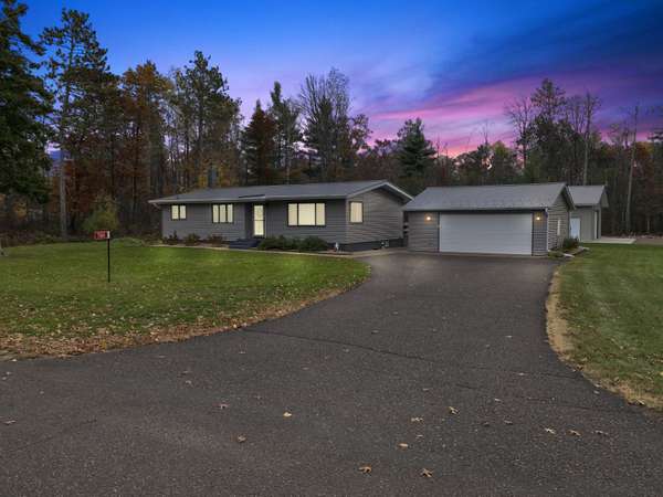 7189 Gables Rd, Oakland, WI 54893