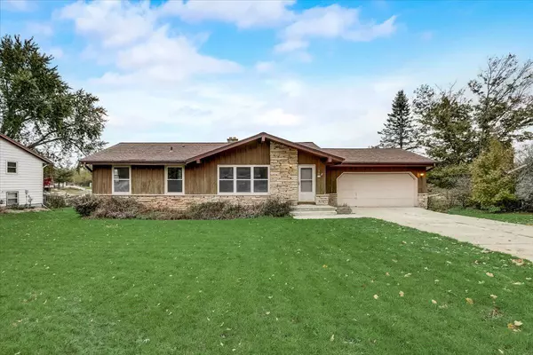 Dousman, WI 53118,176 Ridgeway Dr