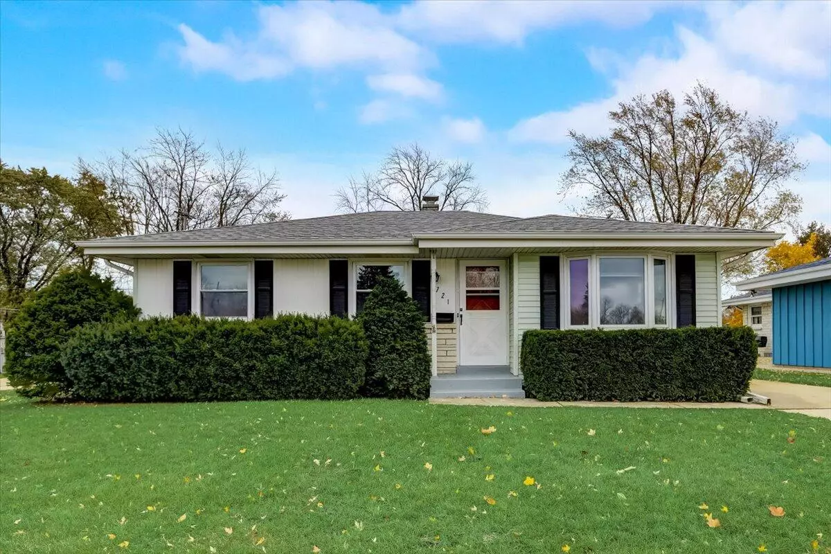 Racine, WI 53406,721 S Green Bay Rd