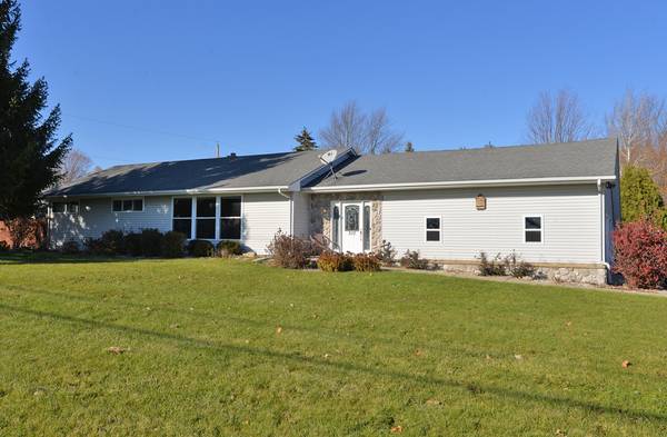 510 15th Ave, Union Grove, WI 53182