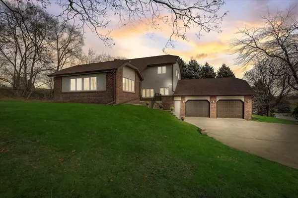 N1231 County Road V, Auburn, WI 53010