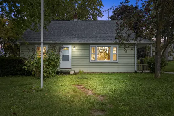 308 First St, Addison, WI 53002