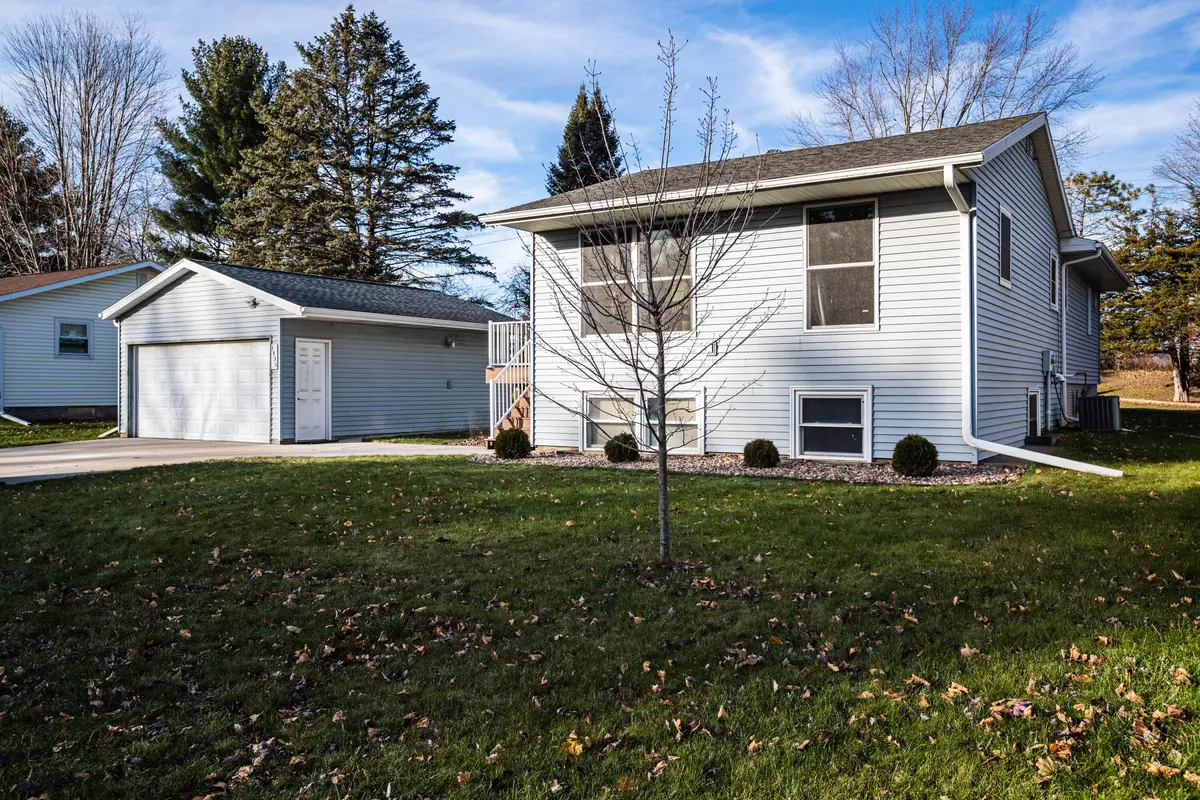 Onalaska, WI 54650,1530 Hoffman Pl