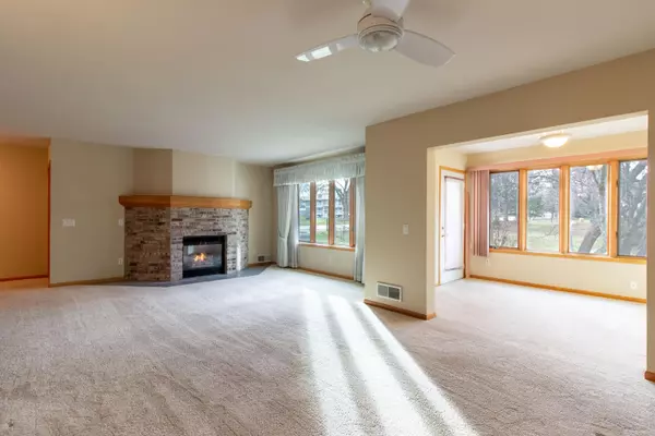 Madison, WI 53717,702 Saukdale Way