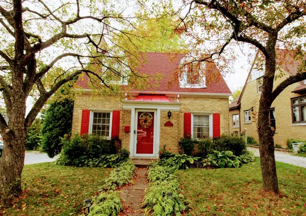 2721 N Sholes Ave, Milwaukee, WI 53210