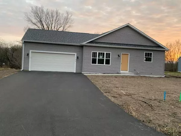 W759 Violet Rd, Bloomfield, WI 53128