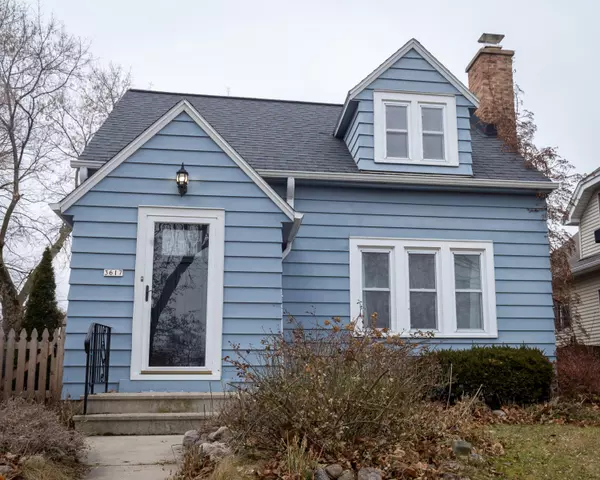 3617 S Lenox St, Milwaukee, WI 53207