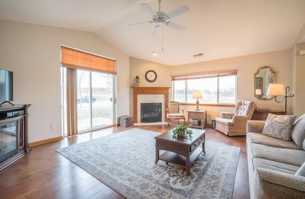 866 Ashley Ave, Port Washington, WI 53074