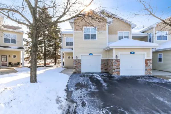 Geneva, WI 53147,765 Hillview Cir Unit 47-05