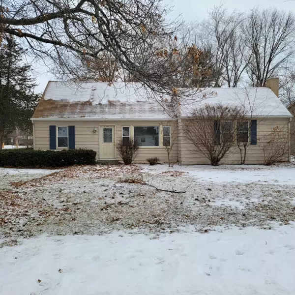 1057 93rd St, Pleasant Prairie, WI 53158