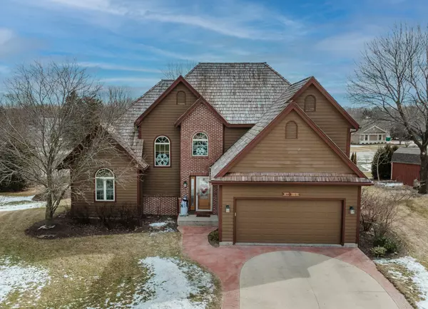 W164N11038 Kings Way, Germantown, WI 53022