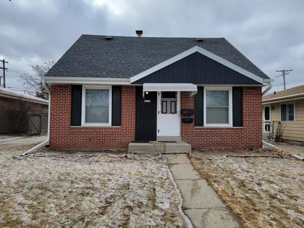 5509 S 26th St, Milwaukee, WI 53221