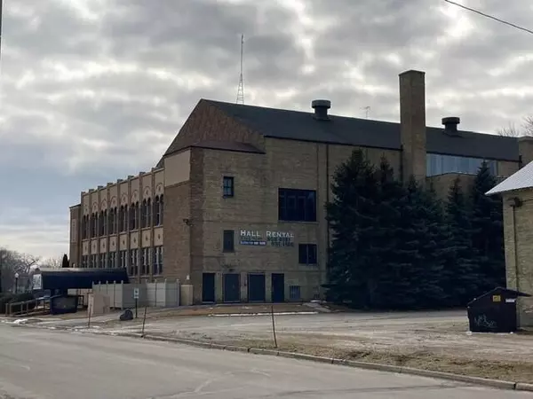 Kenosha, WI 53140,302 58th St