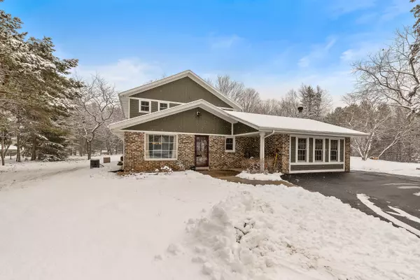 1422 Evergreen Dr, Trenton, WI 53095