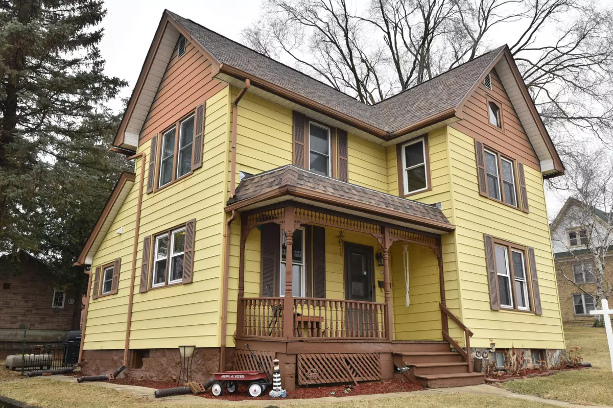 Hustisford, WI 53034,247 S Lake St