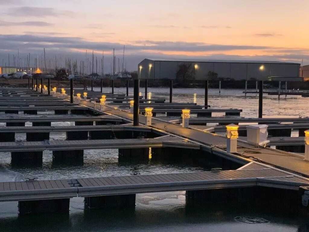 Pleasant Prairie, WI 53158,12800 Lakeshore Dr Unit 47