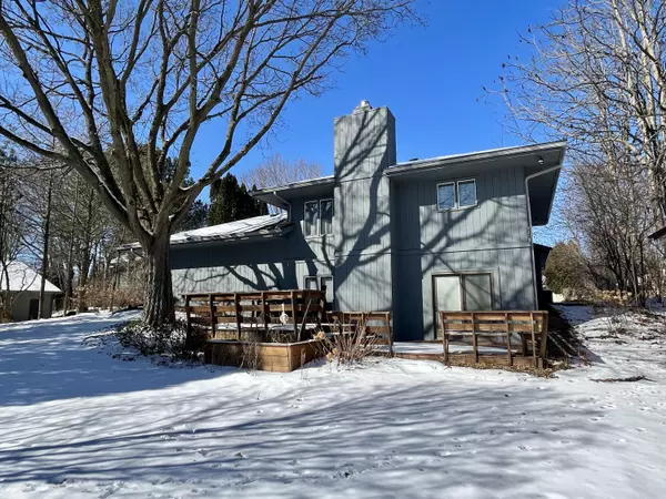 Kohler, WI 53044,921 Mulberry Ln