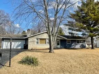 8082 N 67th St, Brown Deer, WI 53223