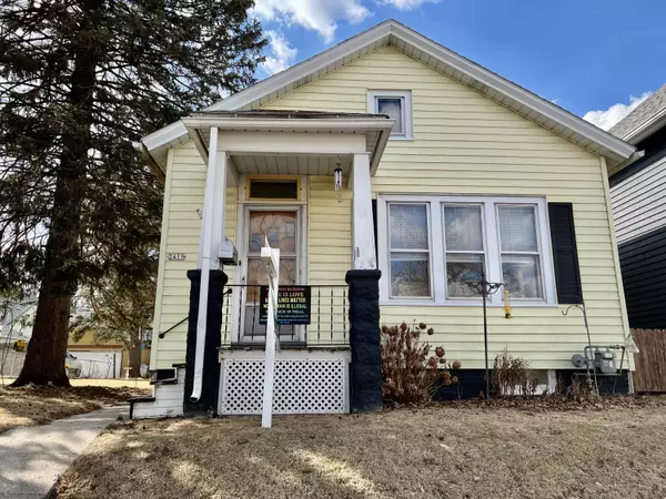 2419 S Austin St, Milwaukee, WI 53207