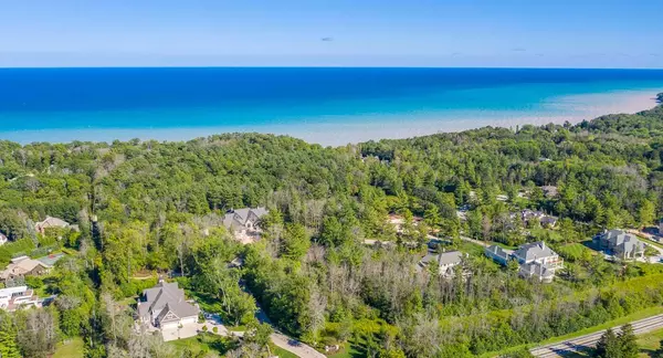 Mequon, WI 53092,10375 N Wildwood Ct Unit Lt1