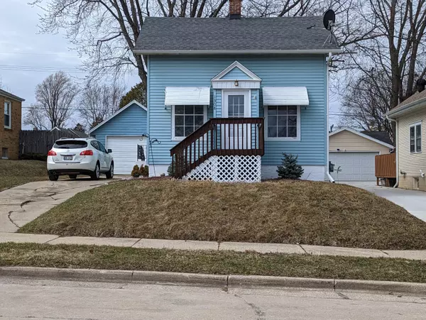1308 Kentucky St, Racine, WI 53405