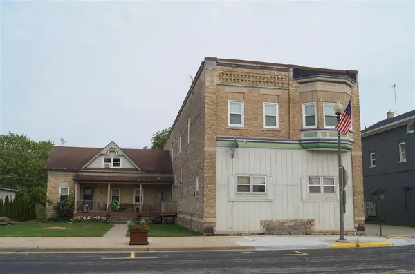 102 N Lake St Unit 106, Hustisford, WI 53034