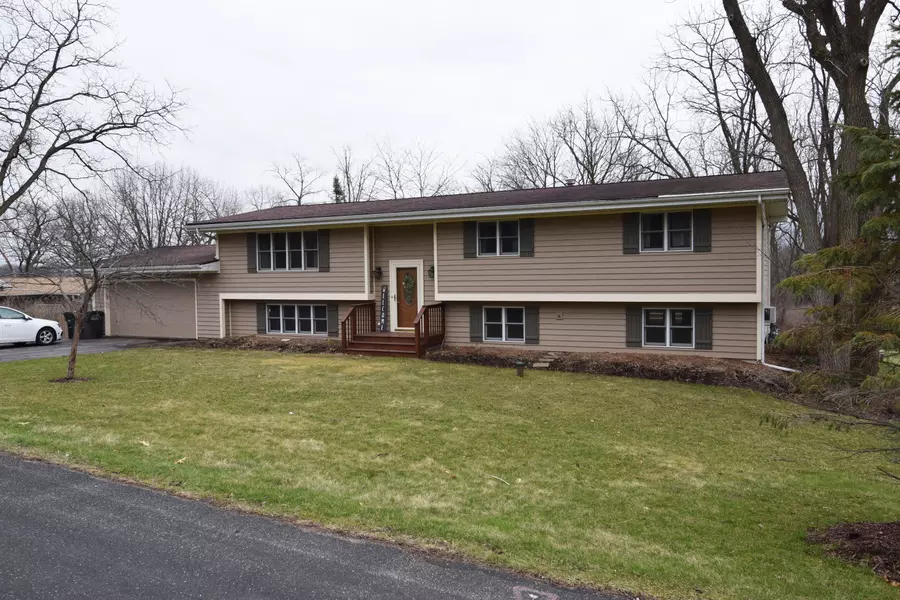 W3913 Orchard Rd, Linn, WI 53147