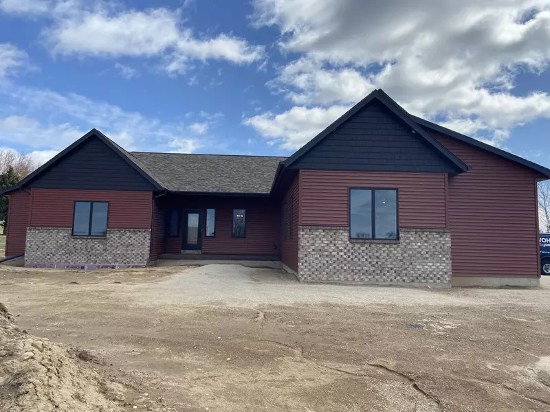 N1861 Shale Ave, Auburn, WI 53010