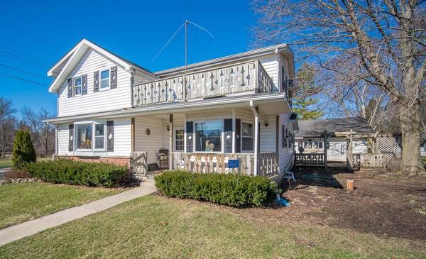 N5401 Park Ave, Fredonia, WI 53021