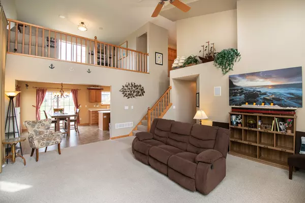 West Bend, WI 53095,1722 Tumbleweed Cir