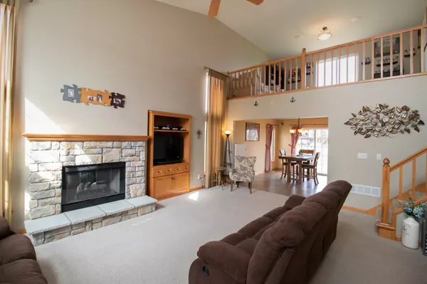 West Bend, WI 53095,1722 Tumbleweed Cir