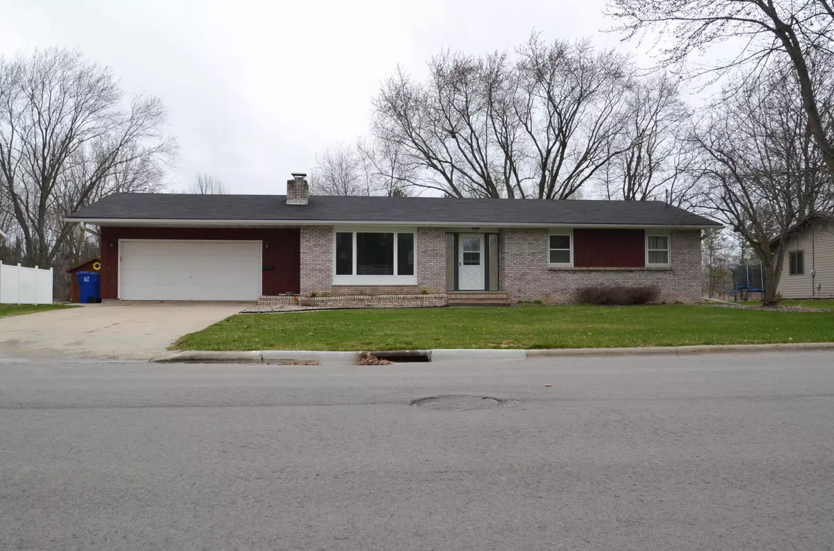 Bonduel, WI 54107,203 W Cedar St