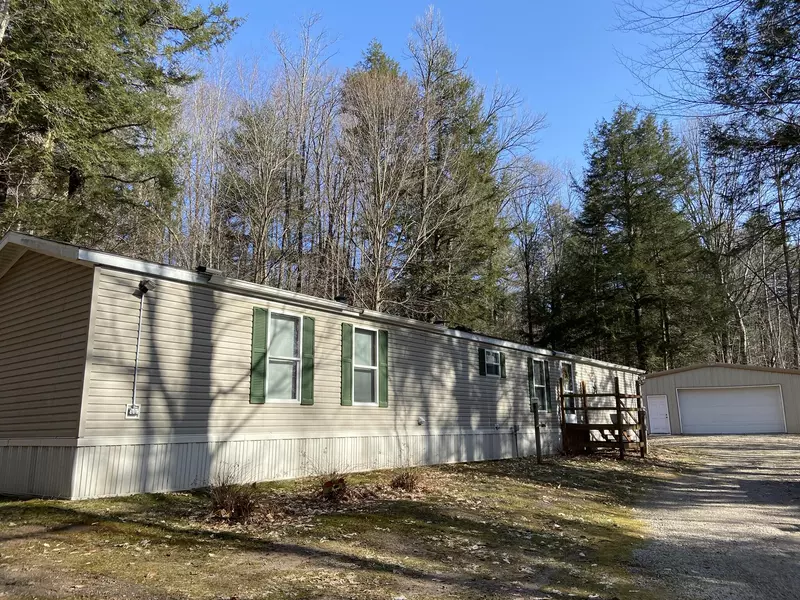 N12601 Old J Rd, Silver Cliff, WI 54104