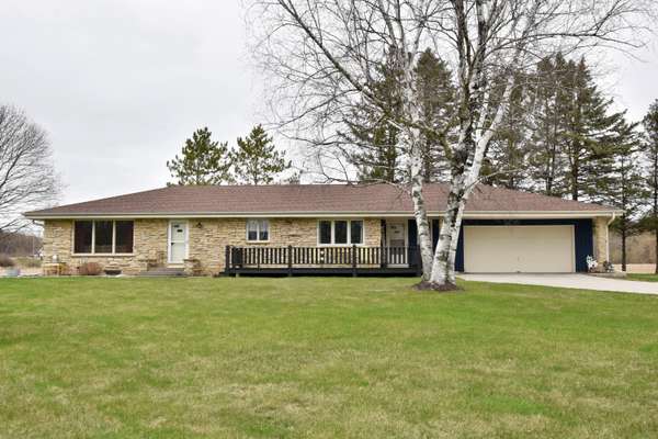 W3720 County Road H, Fredonia, WI 53021