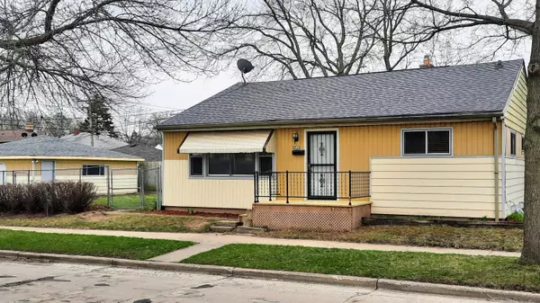 6829 W Marion St, Milwaukee, WI 53216