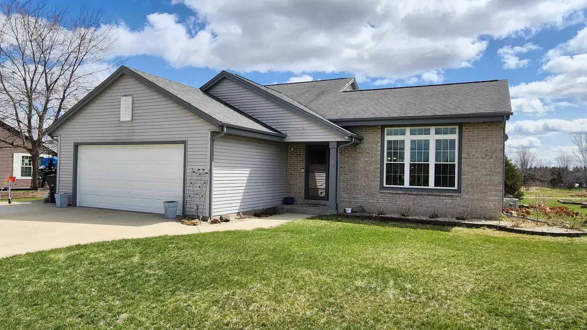 Eagle, WI 53119,306 Woodfield Ct