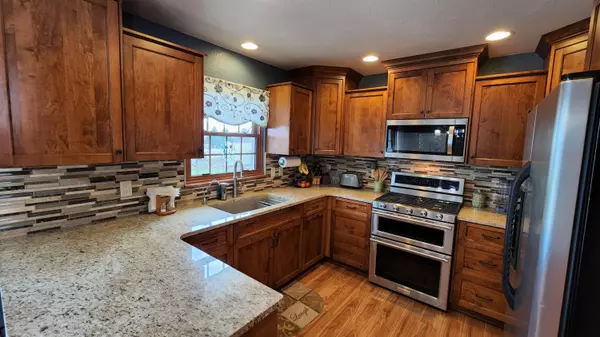 Eagle, WI 53119,306 Woodfield Ct