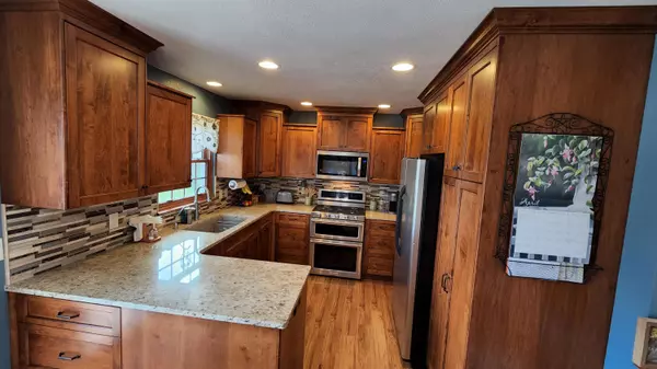 Eagle, WI 53119,306 Woodfield Ct